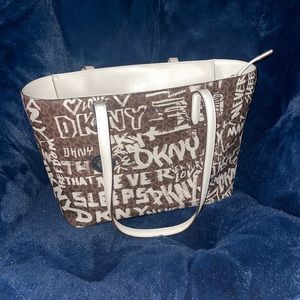 DKNY Tote bag